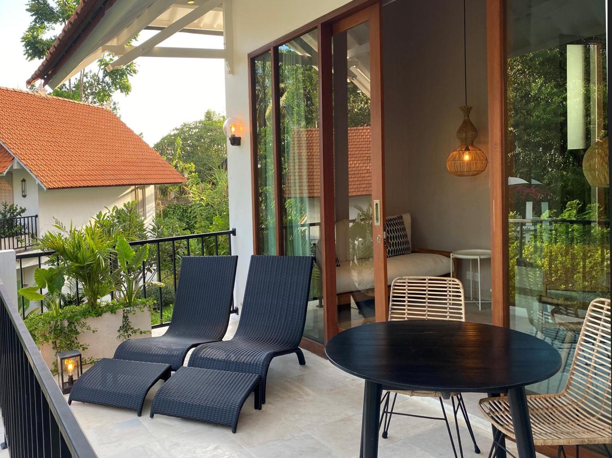 The White Resort 4*